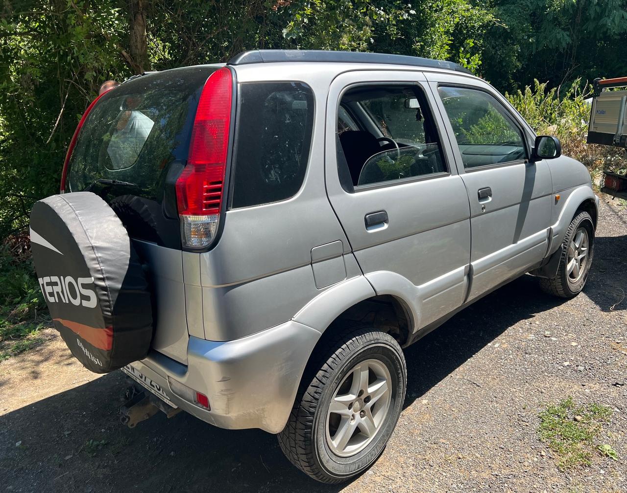 Daihatsu Terios 1.3i 4WD 2004 GANCIO TRAINO