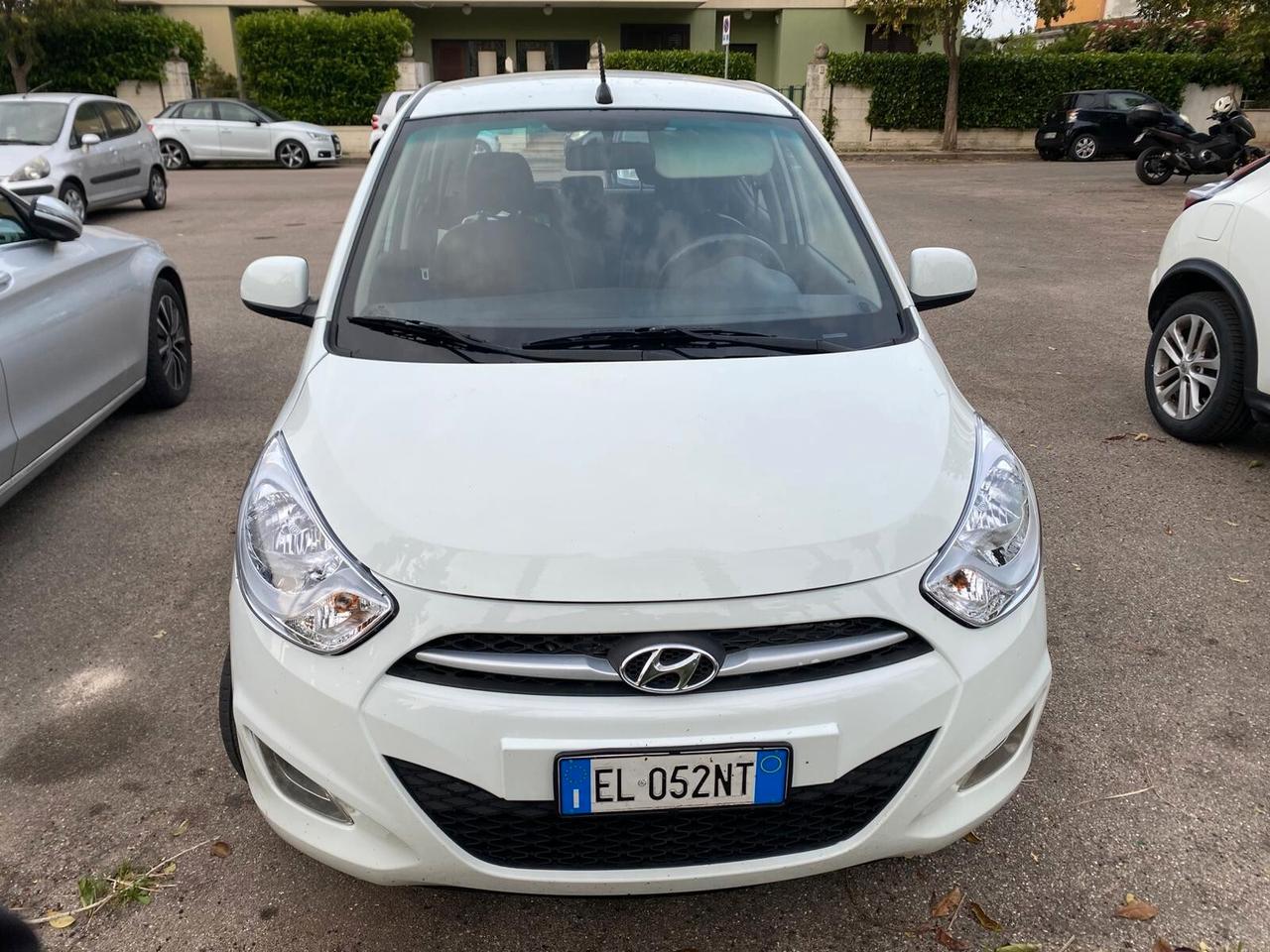Hyundai i10 1.1 benzina 69 CV