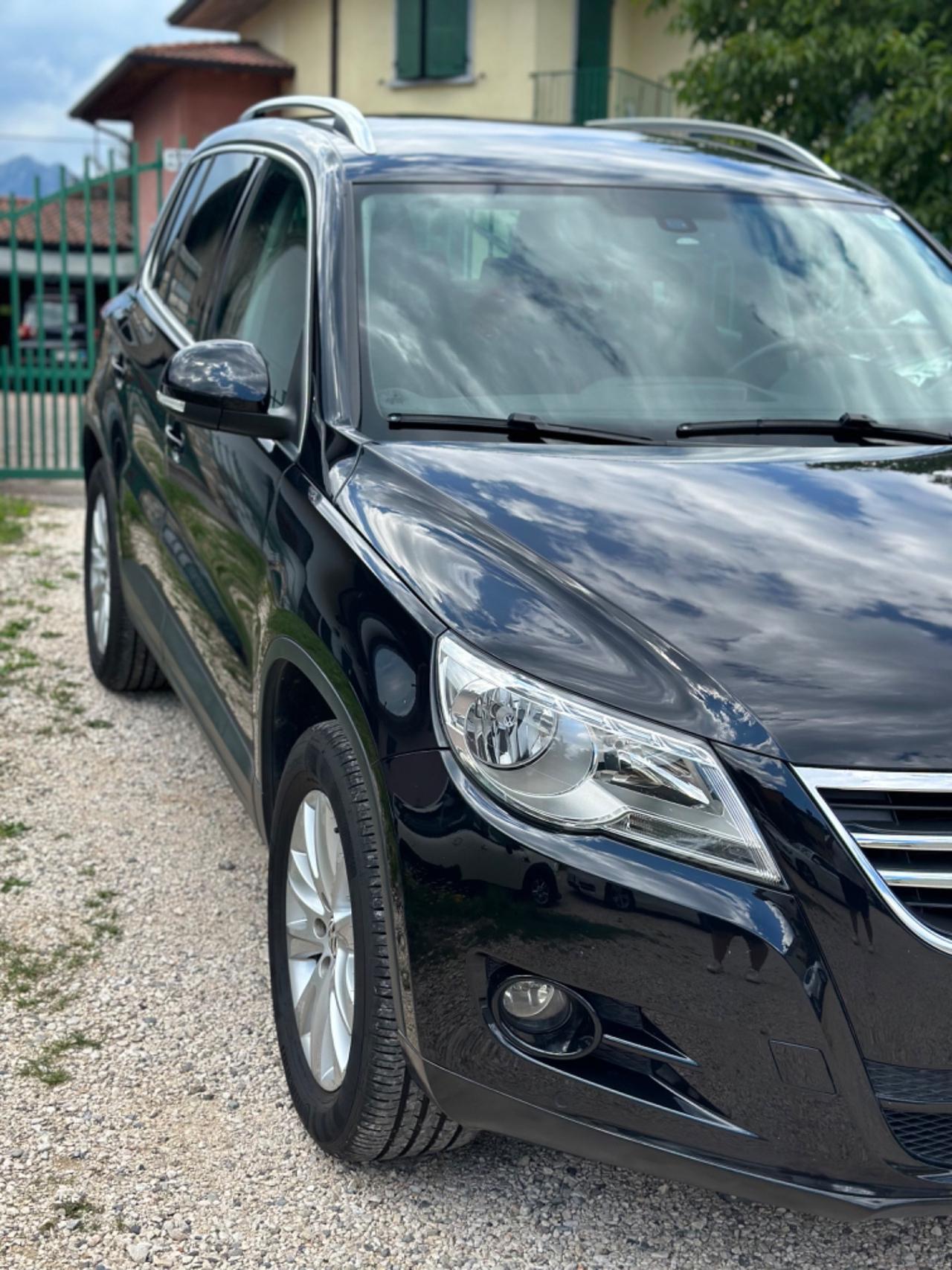 Volkswagen TIGUAN 2.0 TDI DPF 4MOTION DSG SPORT