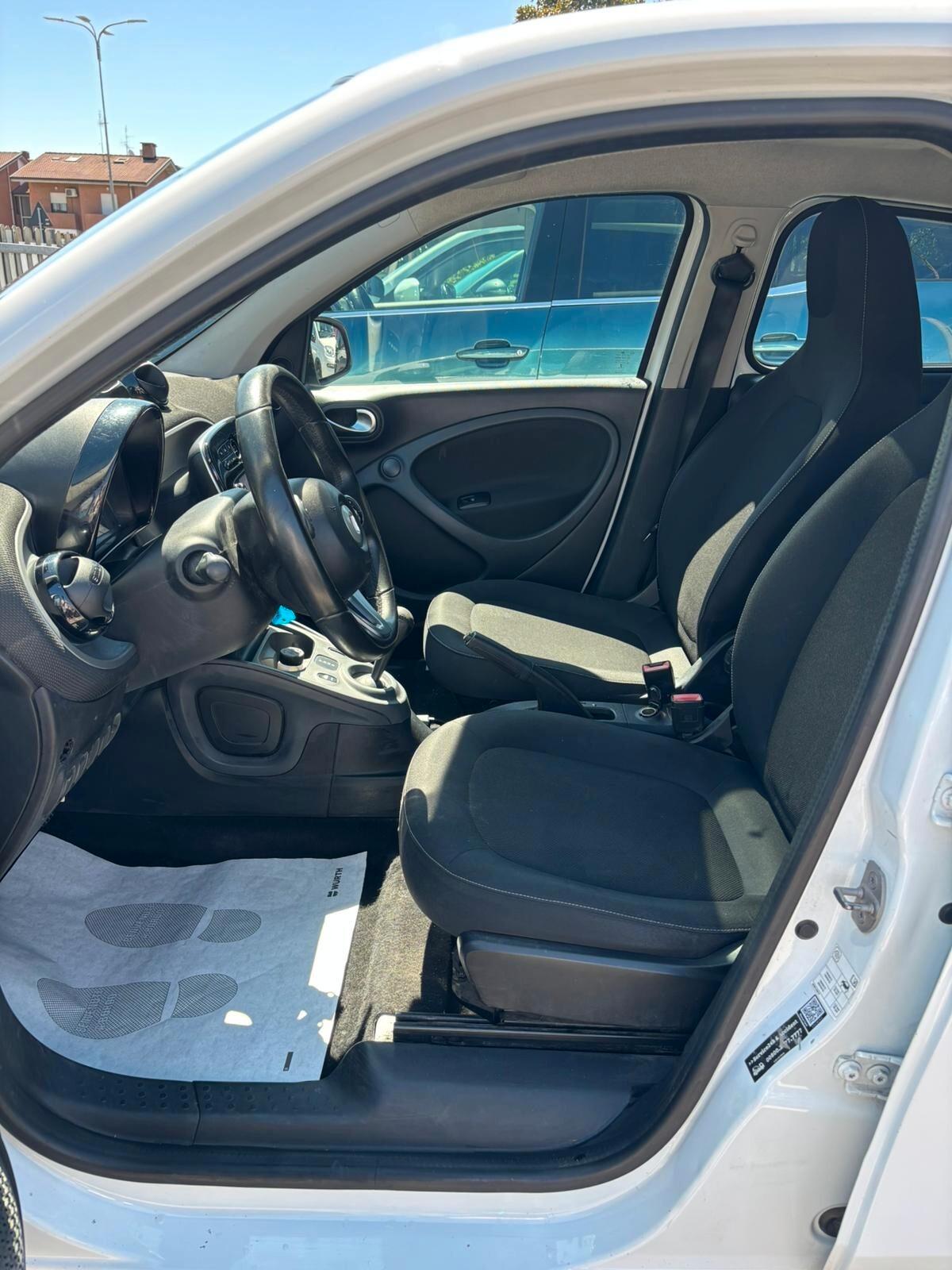 Smart ForFour EQ Passion NESSUN VINCOLO