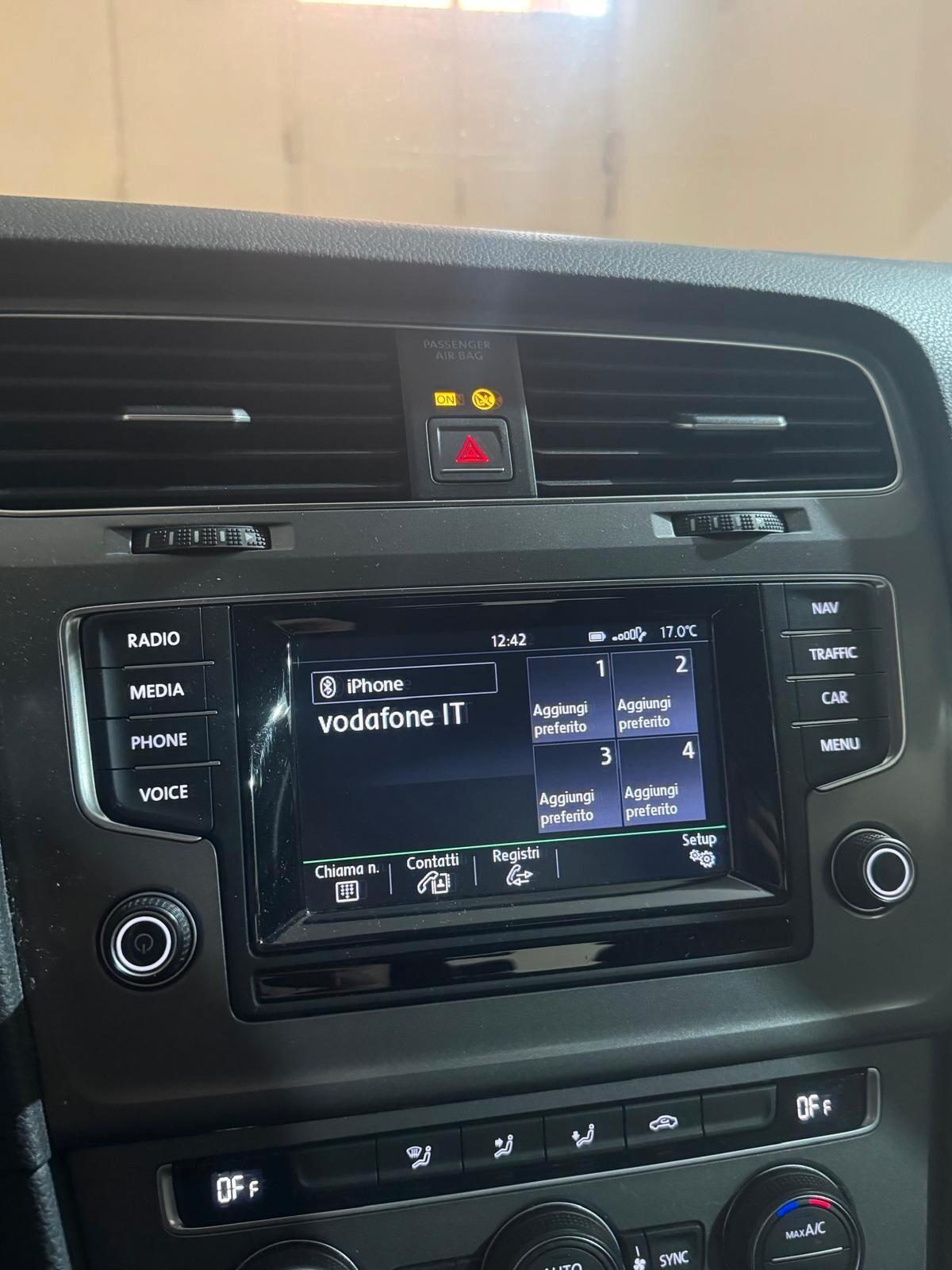 Volkswagen Golf 1.6 TDI 5p. Comfortline BlueMotion NAVI PARK ASSIST BLUETOOTH *LEGGI*