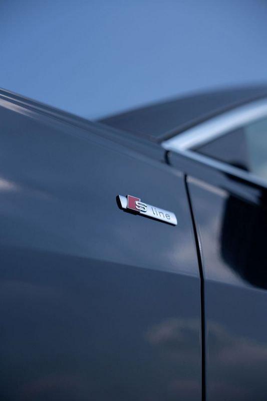 Audi A6 Avant 45 3.0 TDI quattro tiptronic Business Sport