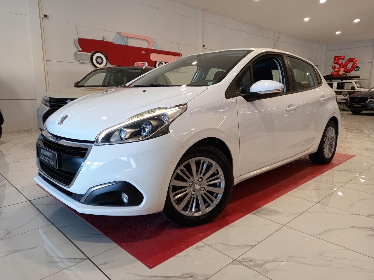 Peugeot 208 PureTech 82 66.000 KM