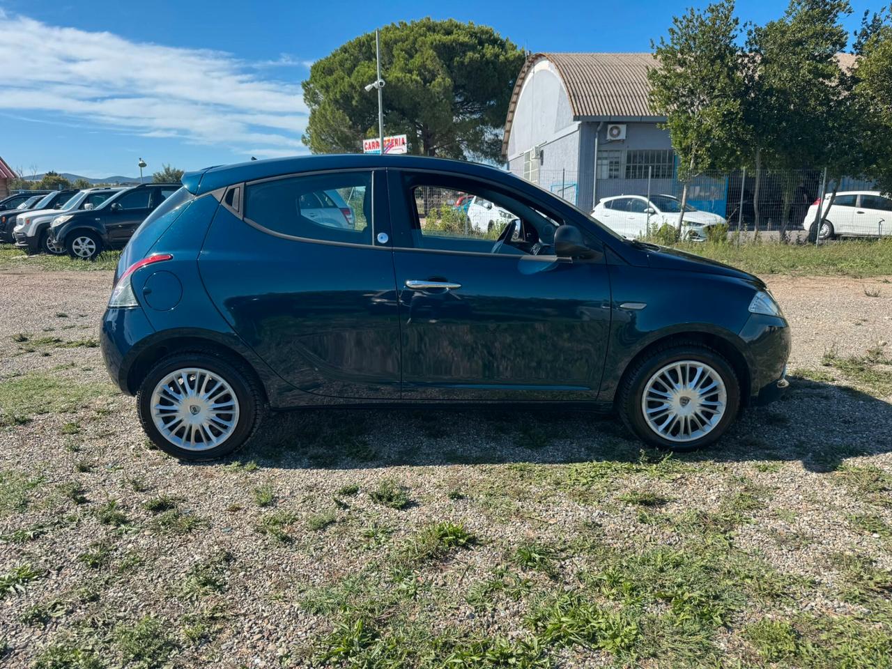 Lancia Ypsilon 1.2 5 porte GPL del 16 SOLO 129.000 KM