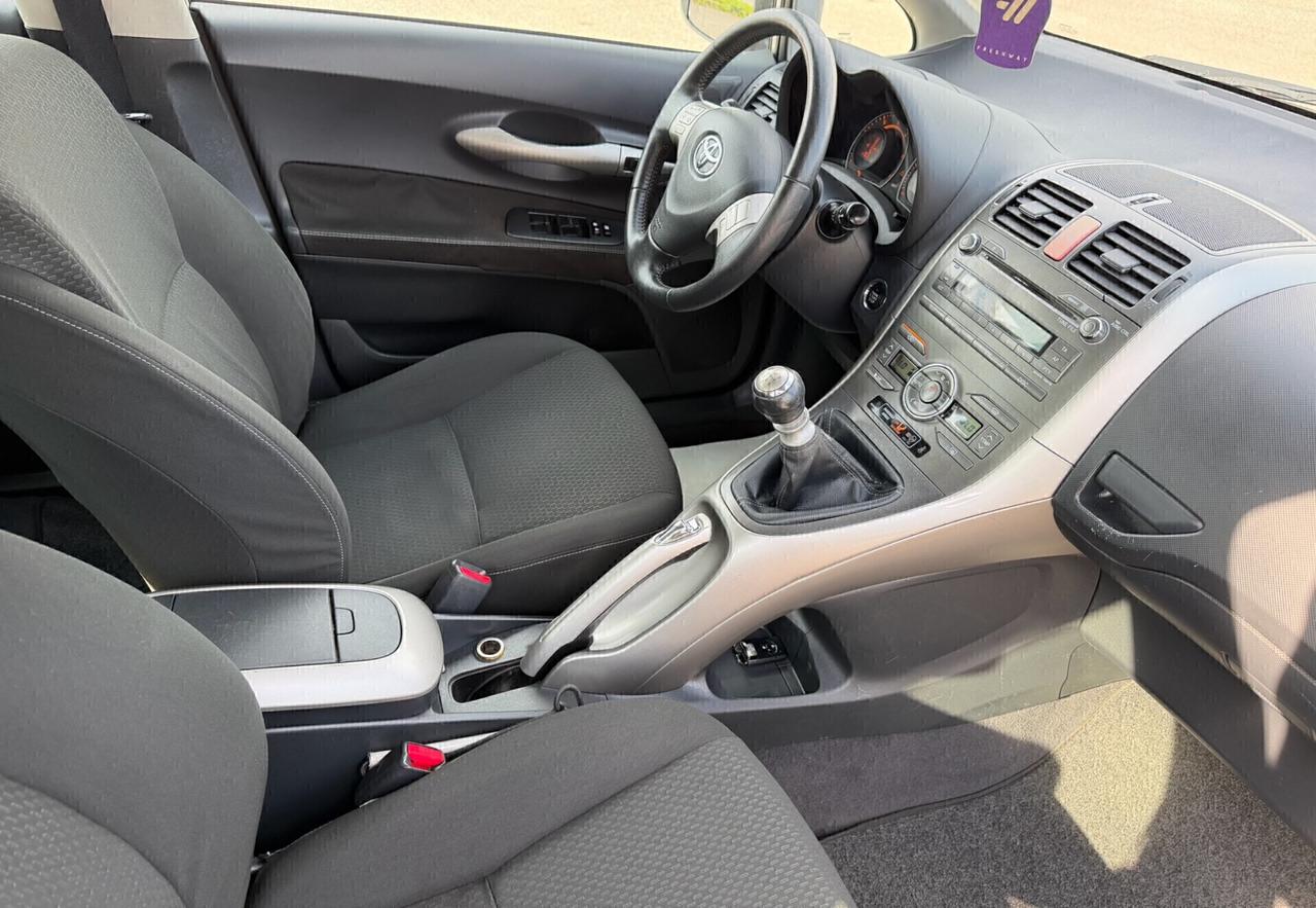 Toyota Auris 110 mila km garanzia 12 Mesi
