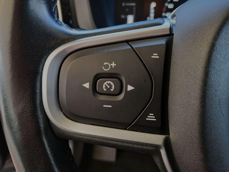Volvo XC60 D4 190 CV Automatica NAVI LED Business