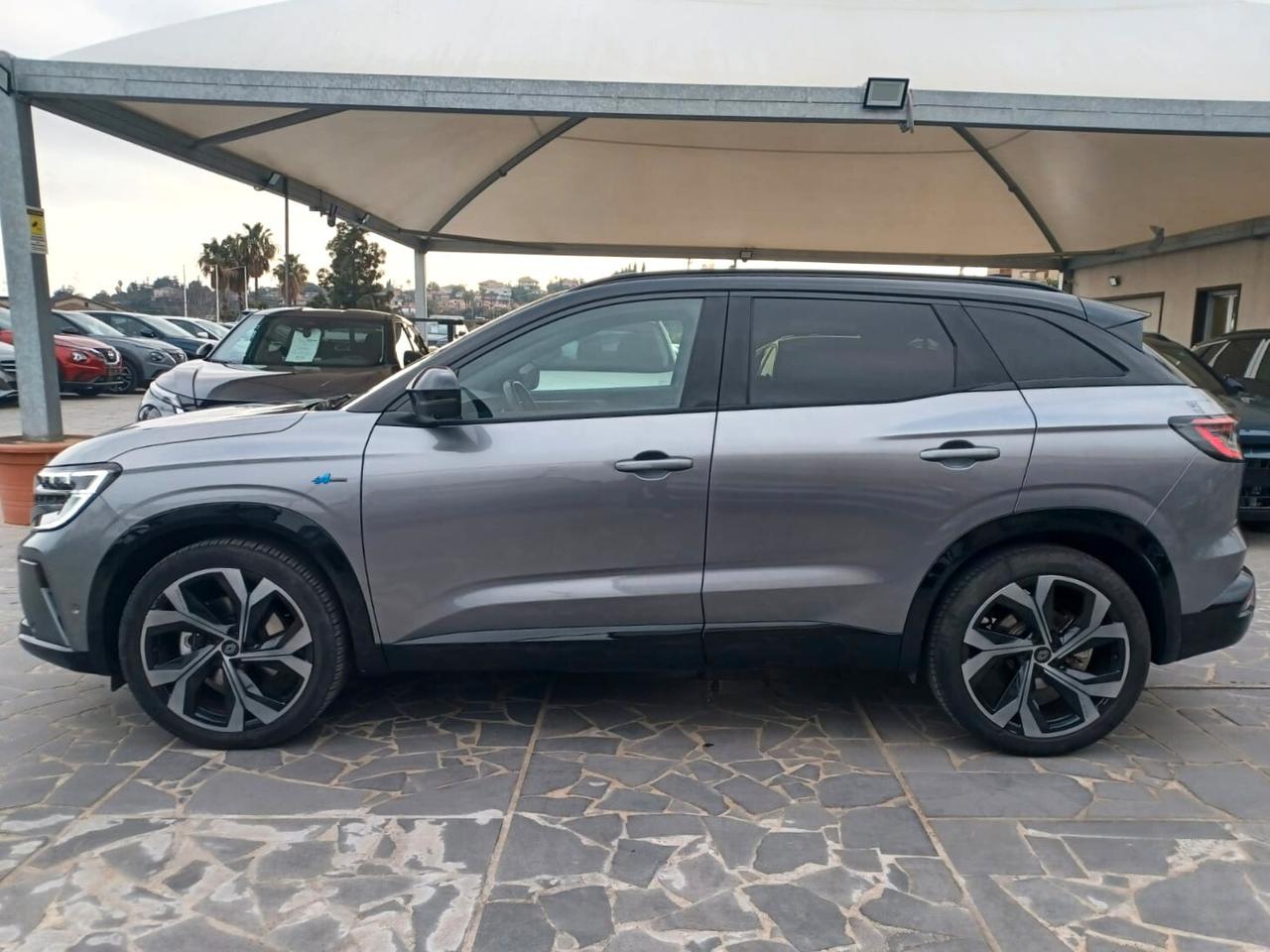 Renault Austral 1.2 E-Tech full hybrid Iconic Esprit Alpine 200cv