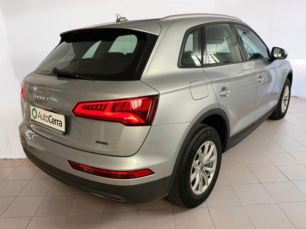 Audi Q5 35 TDI quattro S tronic Business