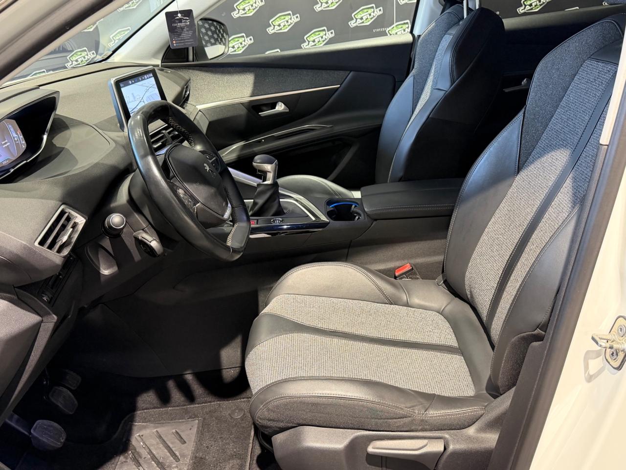 Peugeot 3008 -2019 BlueHDi 130 S&S Allure