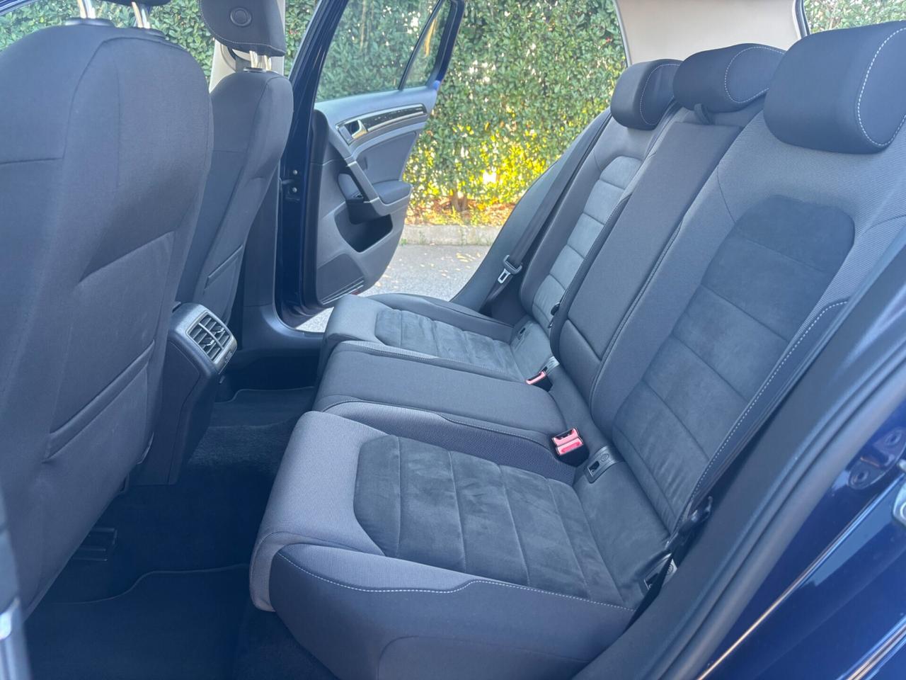 Volkswagen GOLF 7.5 DSG 4MOTION Executive Bluemotion Technology