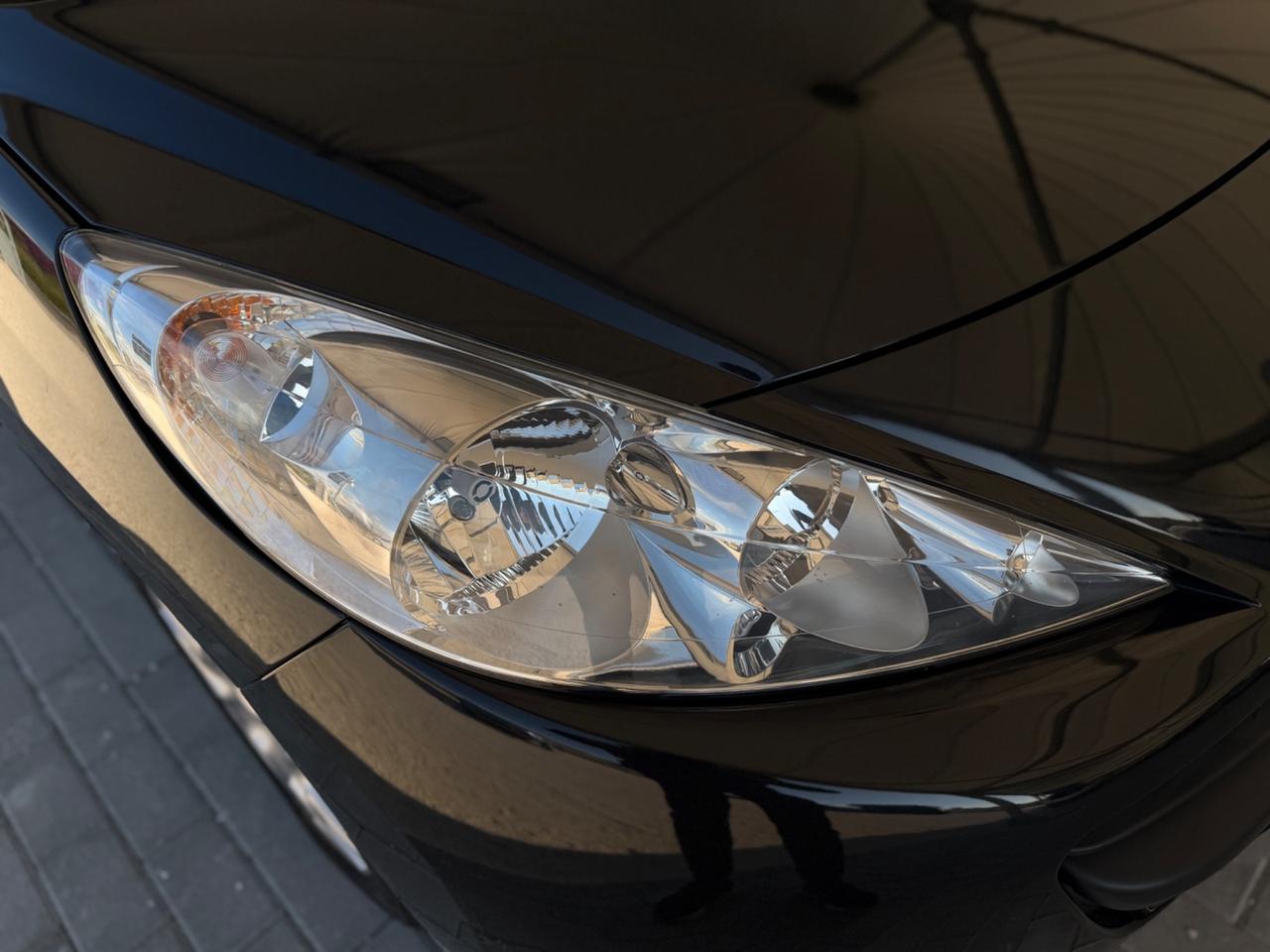 Peugeot 207 1.4 HDi 70CV