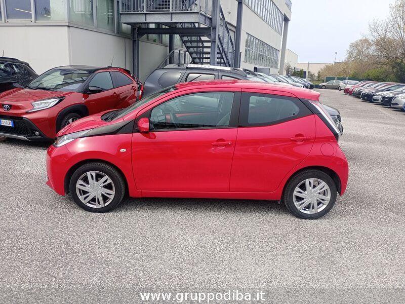 Toyota Aygo II 2014 5p 1.0 x-play my15
