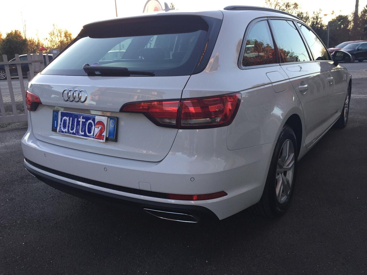 Audi A4 35 avant 2.0 TDI 150 CV S tronic Business X NEOPATENTATI