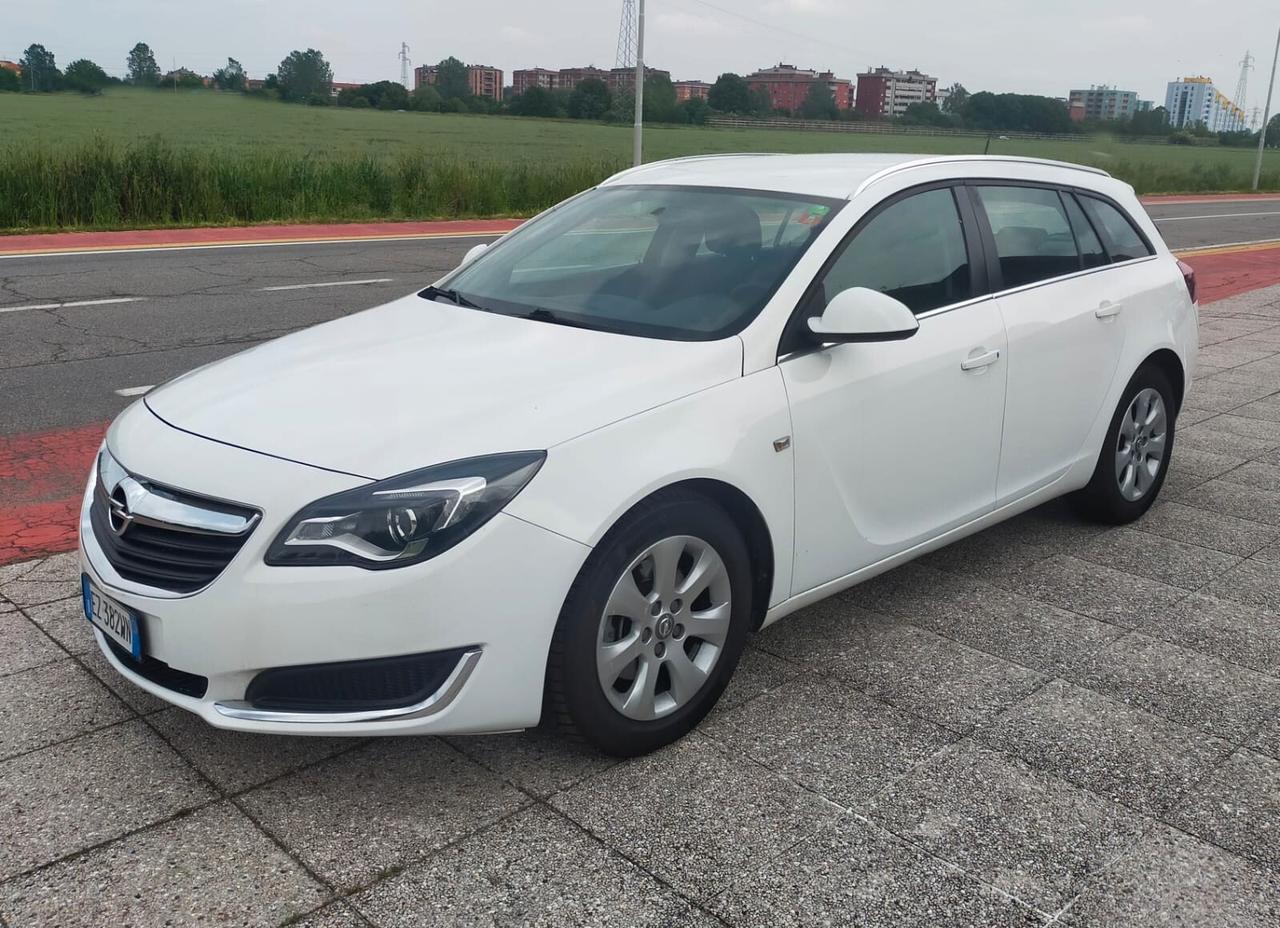 Opel Insignia 2.0 CDTI 140CV Ecopower 104gr. Sports Tourer Advance s1