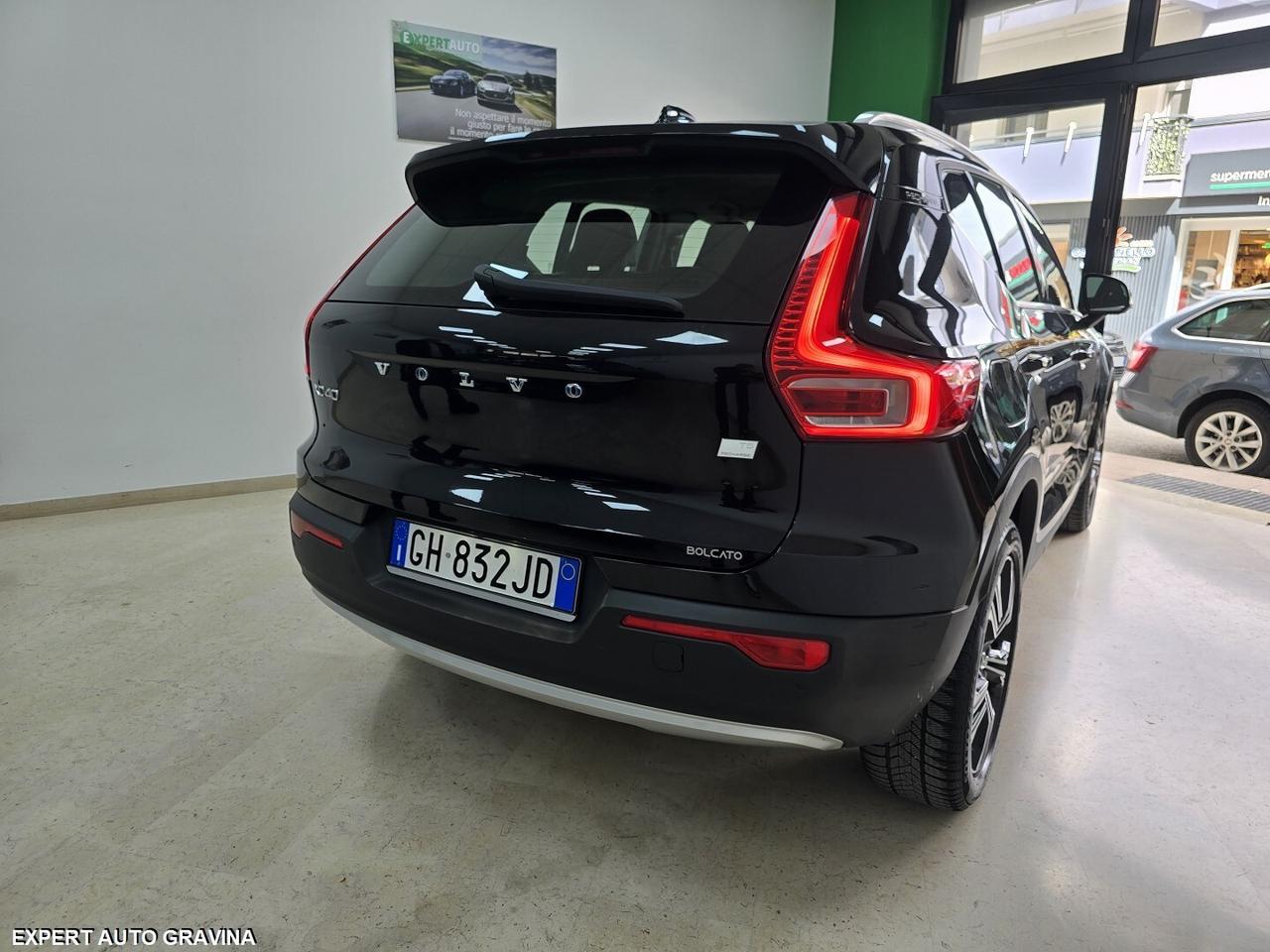 VOLVO XC40 INSCRIPTION PLUG-IN