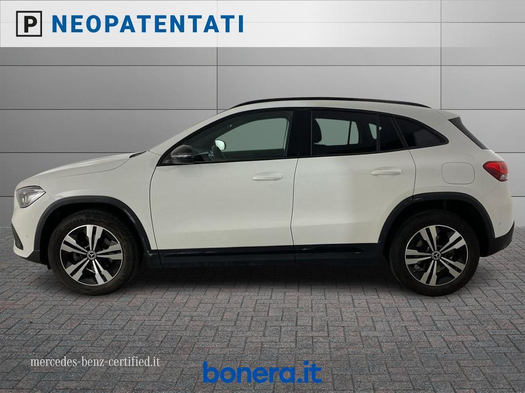 Mercedes GLA 180 180 Sport Plus 7G-DCT