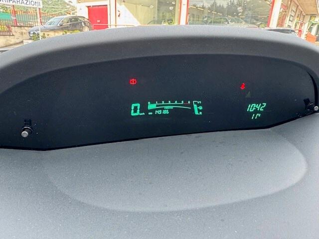 TOYOTA Yaris 2ª serie Yaris 1.4 D-4D 5 porte Sol