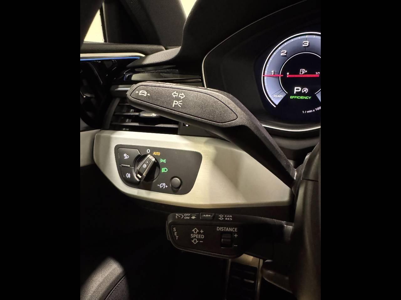 AUDI A4 AVANT 40 TDI MHEV S-TRONIC QUATTRO S-LINE