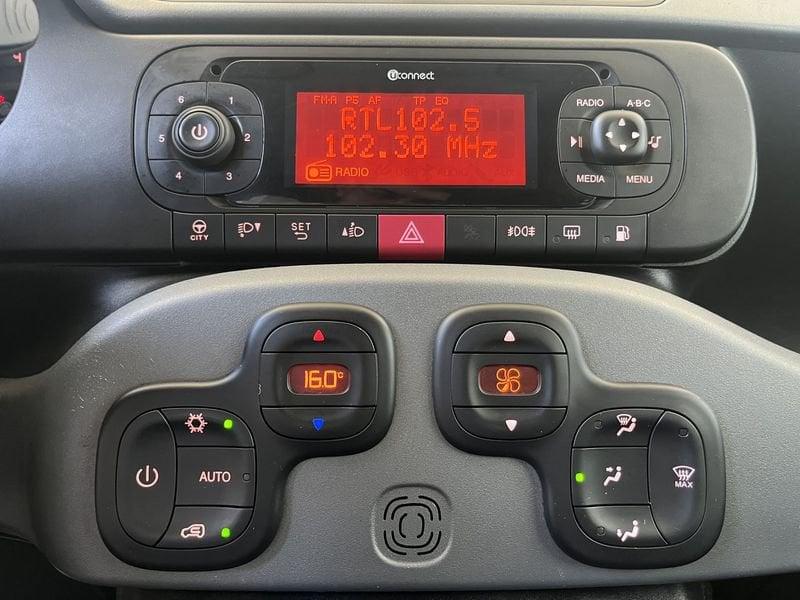 FIAT Panda Panda 0.9 t.air t. natural power 5p.ti TUA DA 100,00 EURO AL MESE