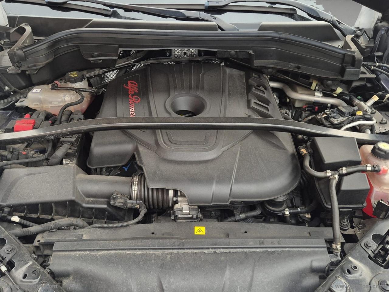 ALFA ROMEO Stelvio 2.2 T.diesel 210 CV AT8 Q4 Bus.