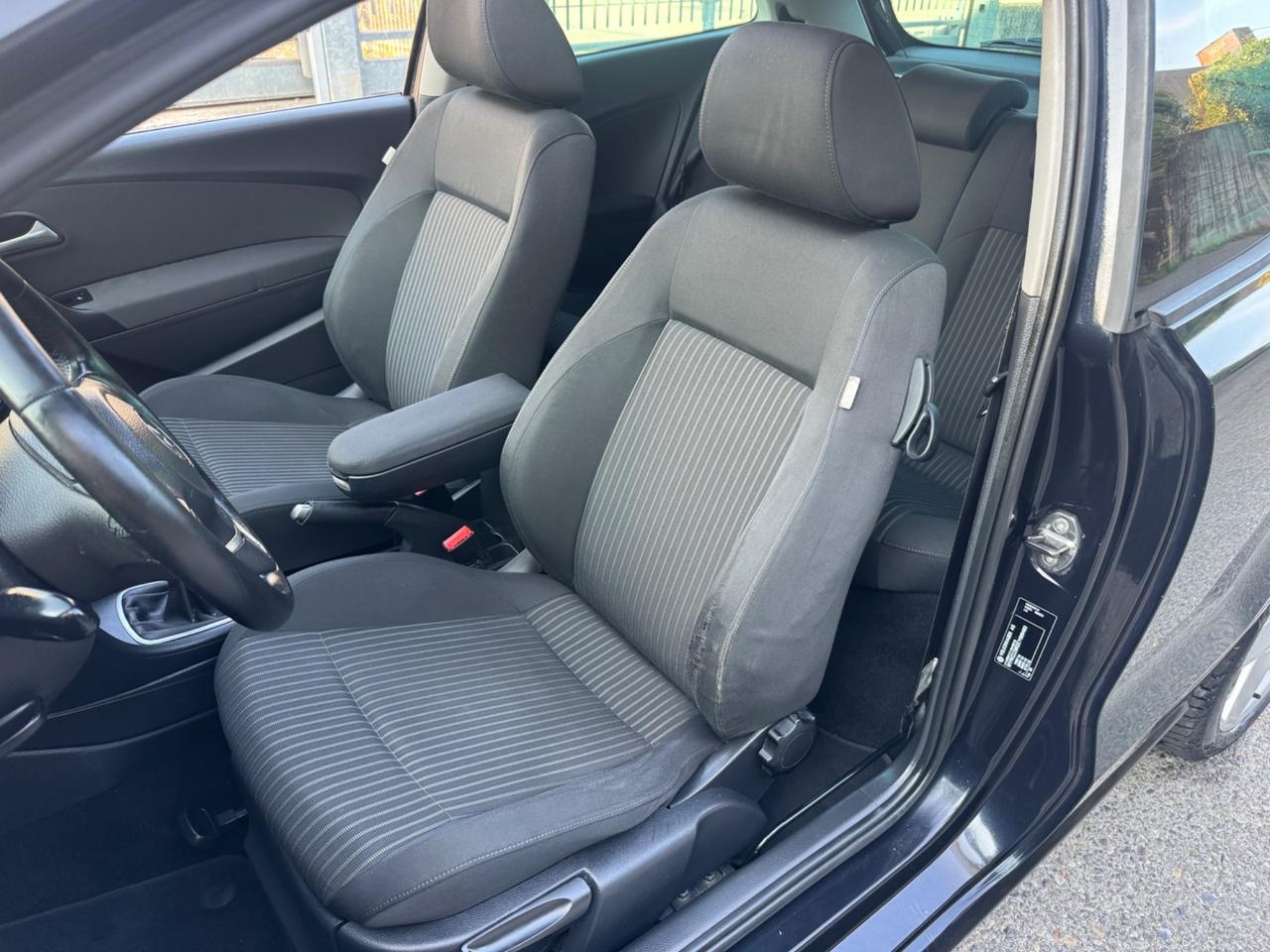 Volkswagen Polo Tetto apribile neopatentati