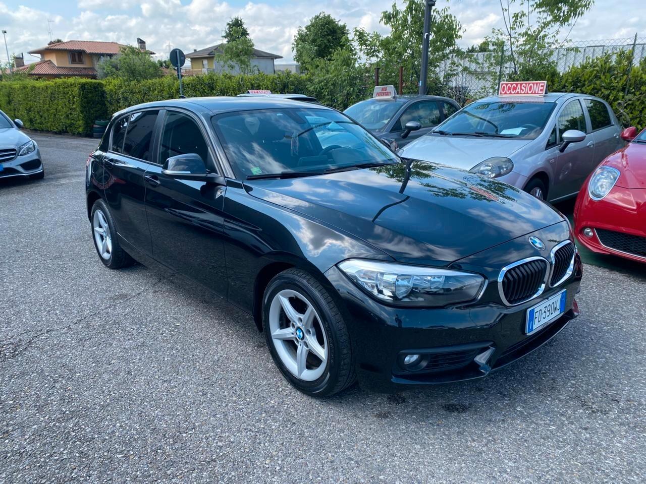 Bmw 118 118d 5p. Urban