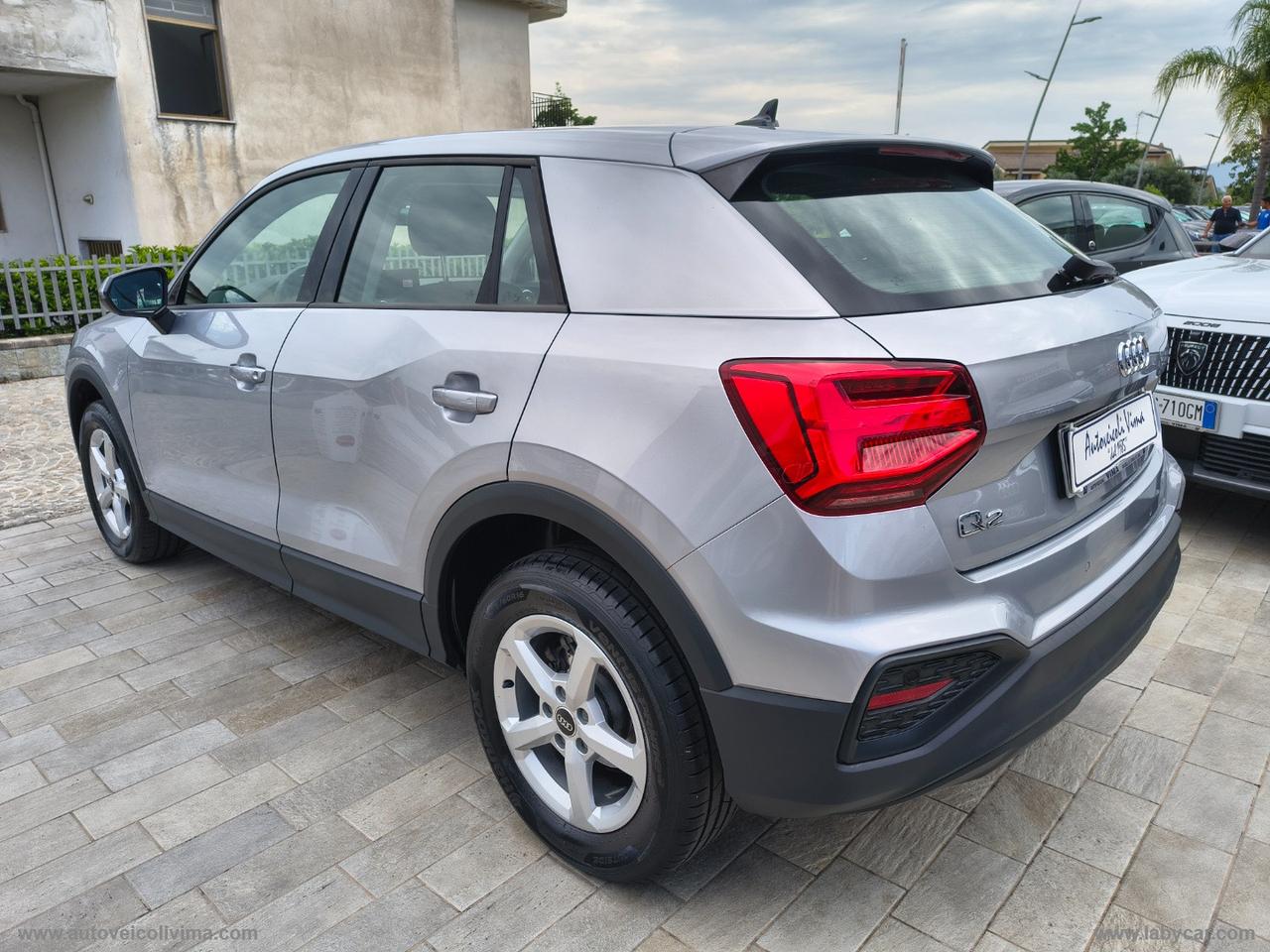 AUDI Q2 30 TDI S tronic Business Plus