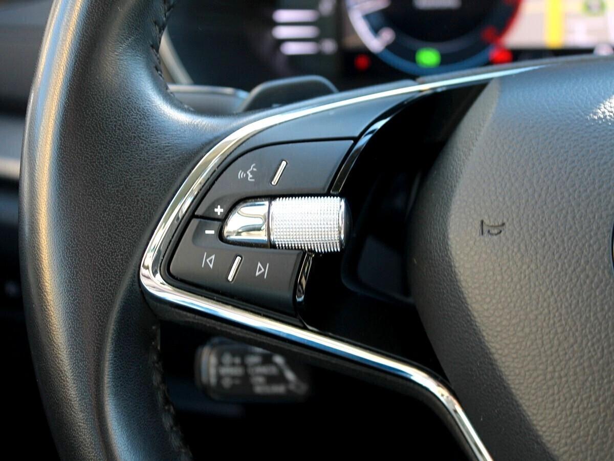 Skoda Octavia 2.0 TDI EVO SCR DSG Wagon Executive