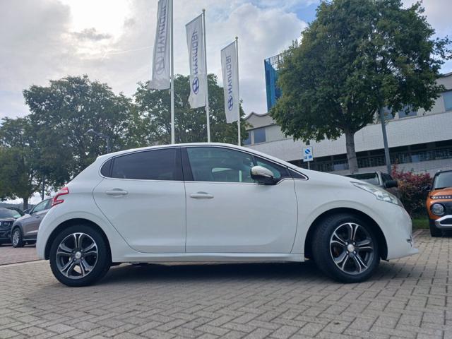 PEUGEOT 208 1° serie PureTech 82 5 porte Allure