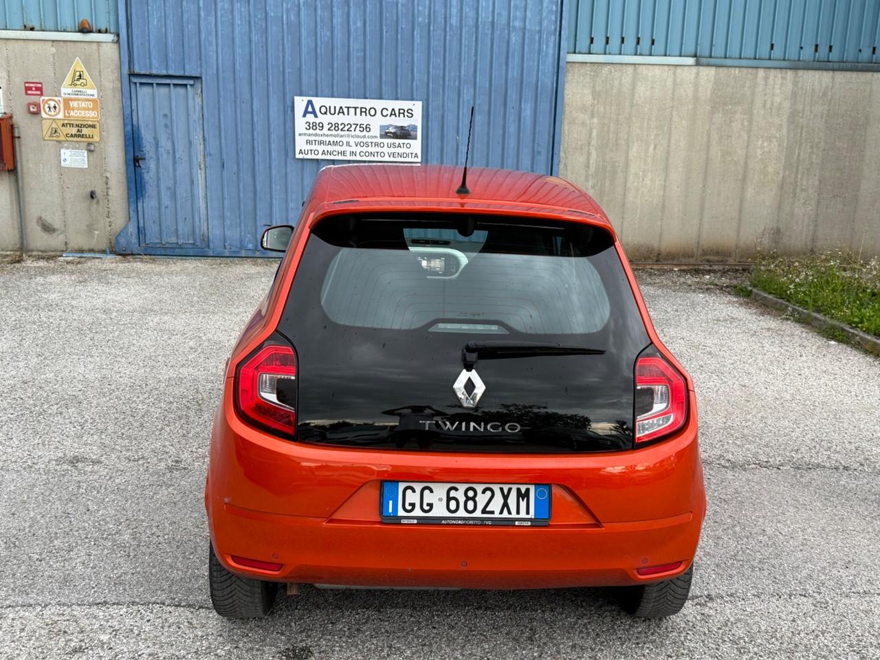 Renault Twingo SCe 65 CV Urban Night