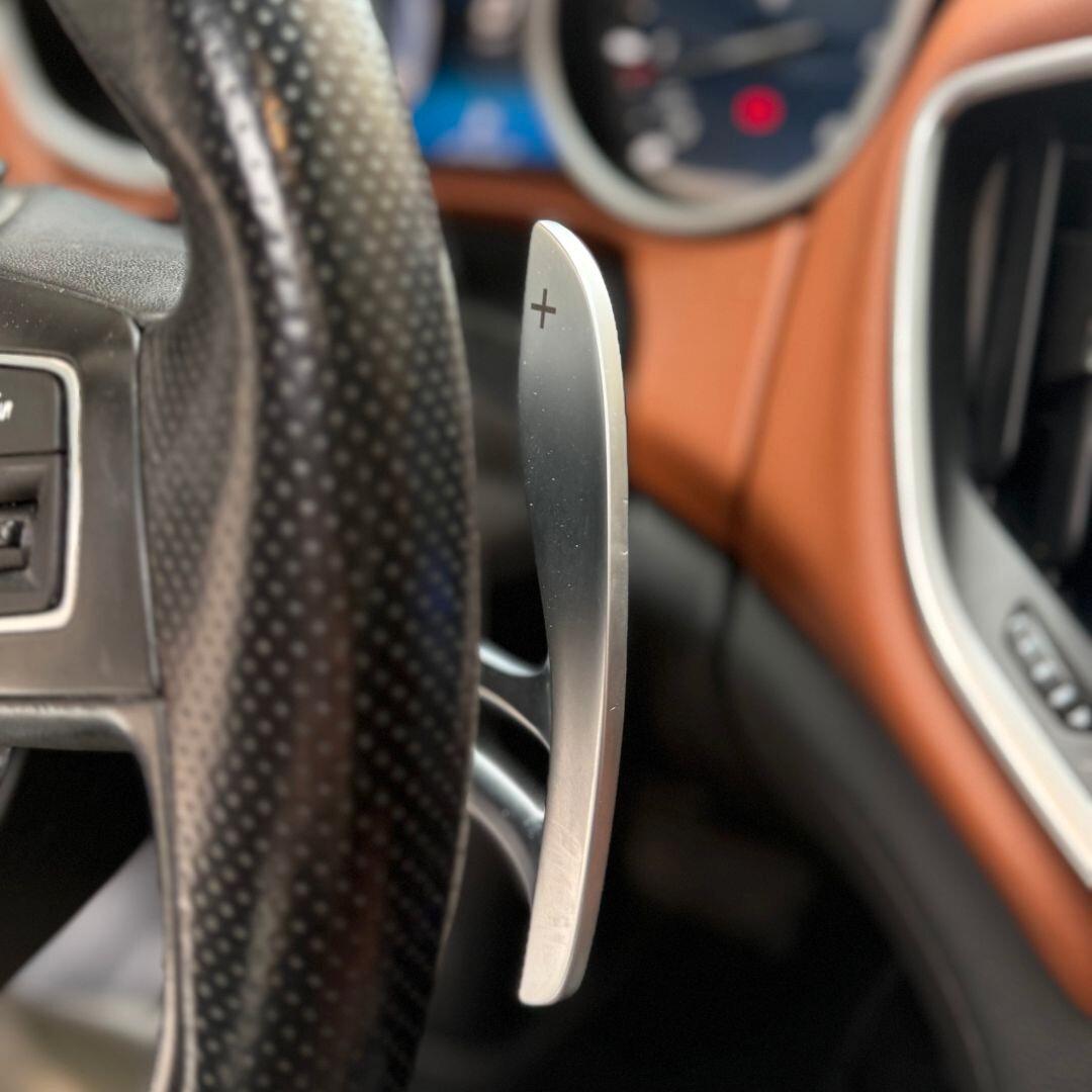 Maserati Ghibli V6 Diesel 275 CV Gransport **FULL**