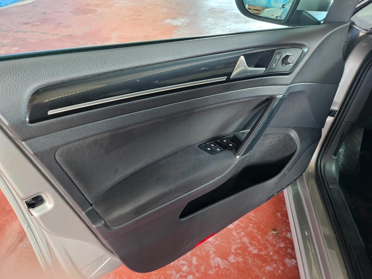 Volkswagen Golf Variant 1.6 TDI 110 CV Highline BlueMotion Tech.