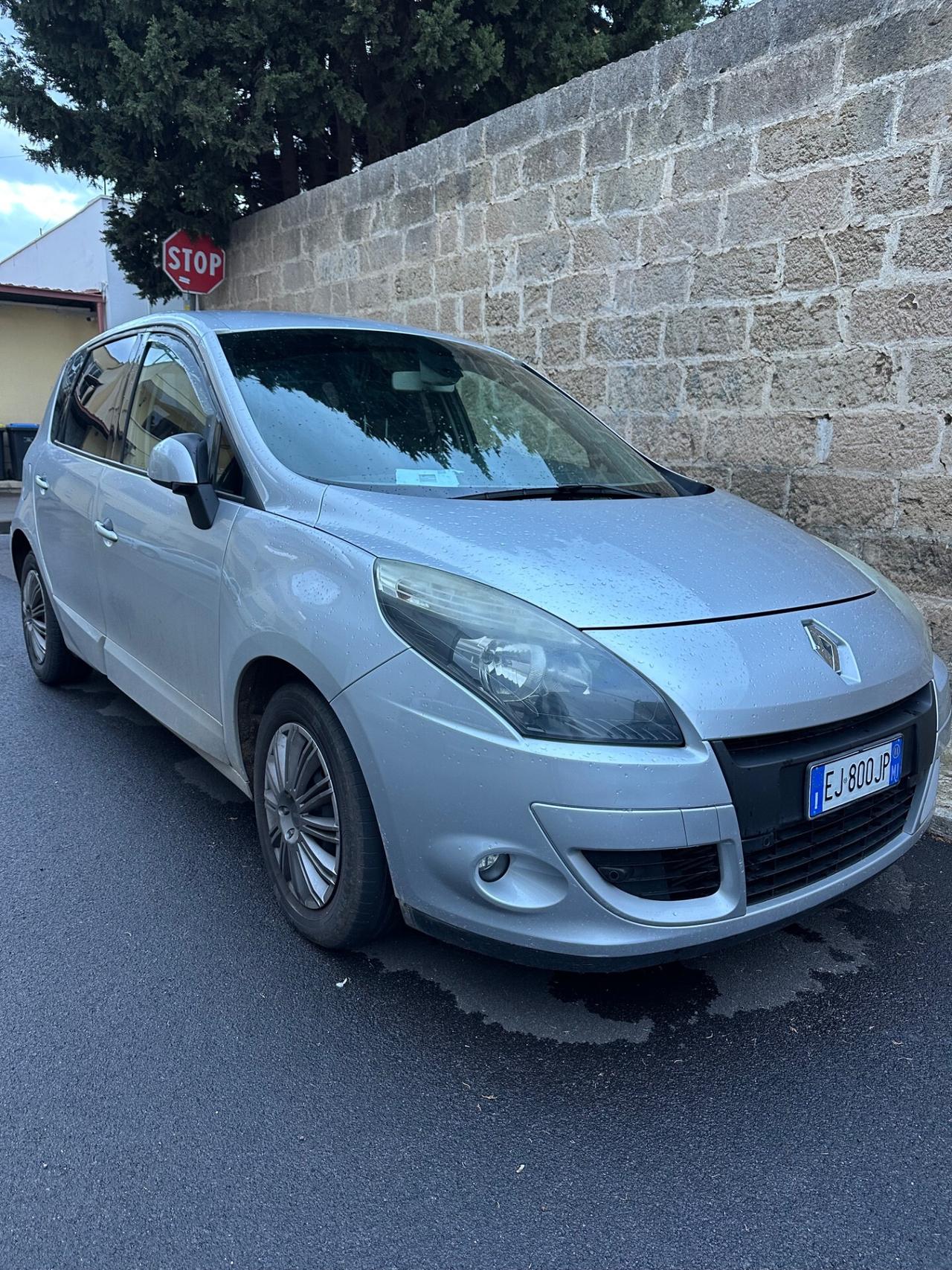 Renault Scenic Diesel FULL