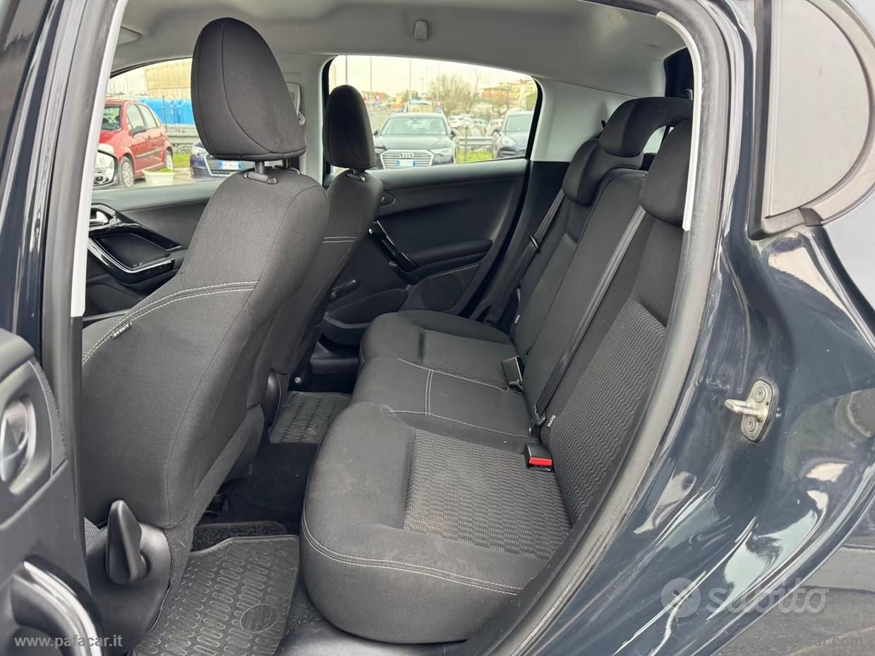 PEUGEOT 208 PureTech 82 5p. GPL Allure