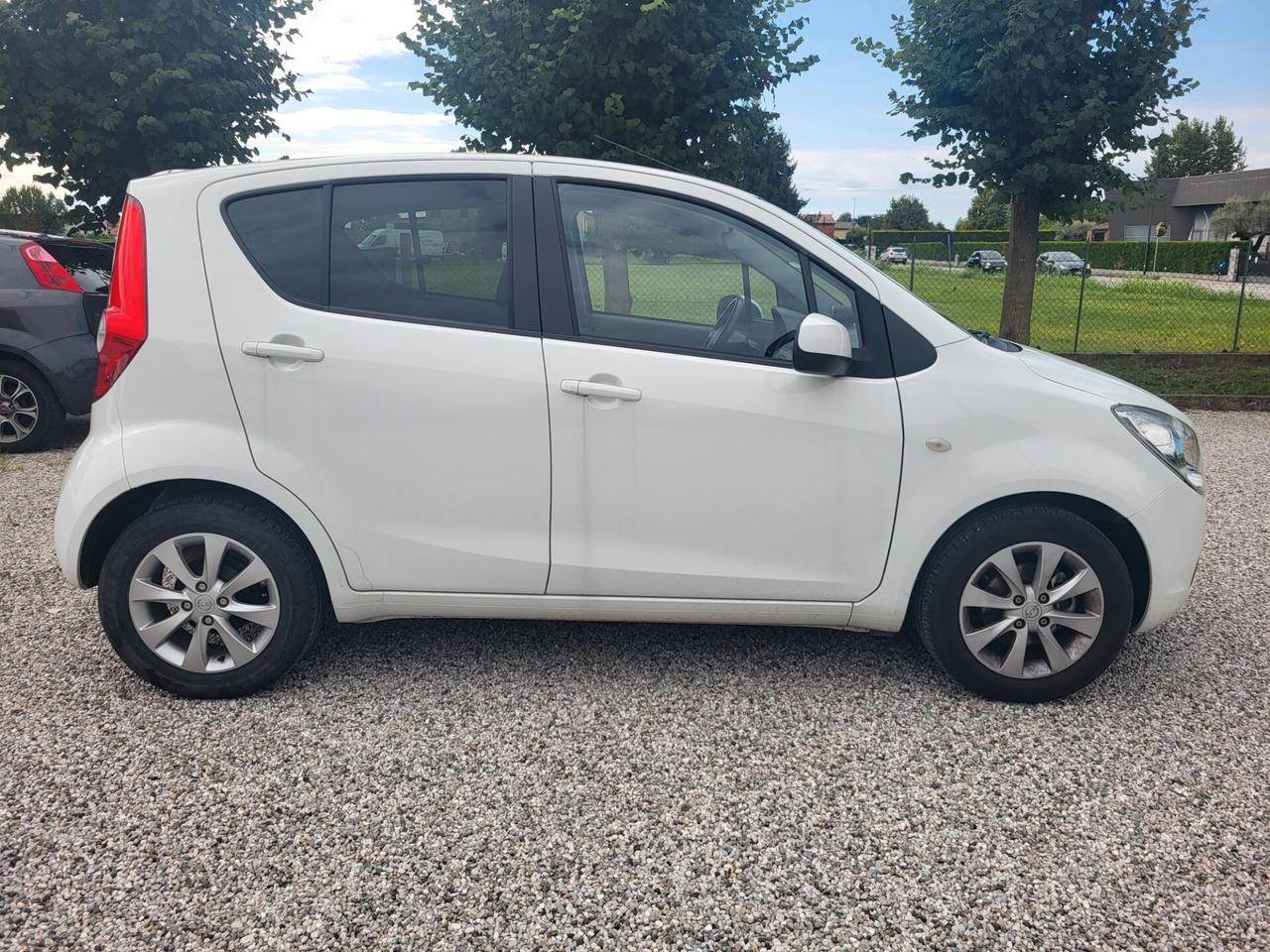 Opel Agila 1.0 12V 68 CV Ecotec