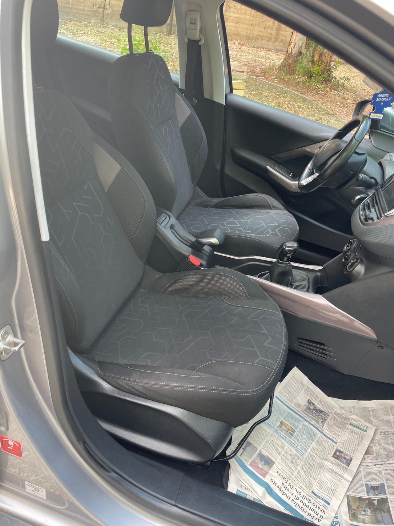 Peugeot 2008 1.6 e-HDi 92 CV Stop&Start Allure