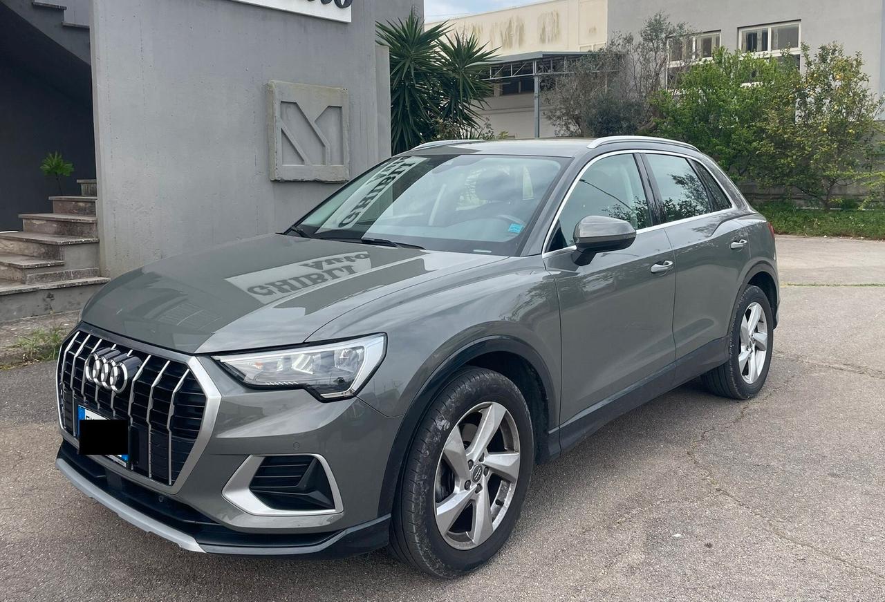 Audi Q3 35 TDI S tronic line edition