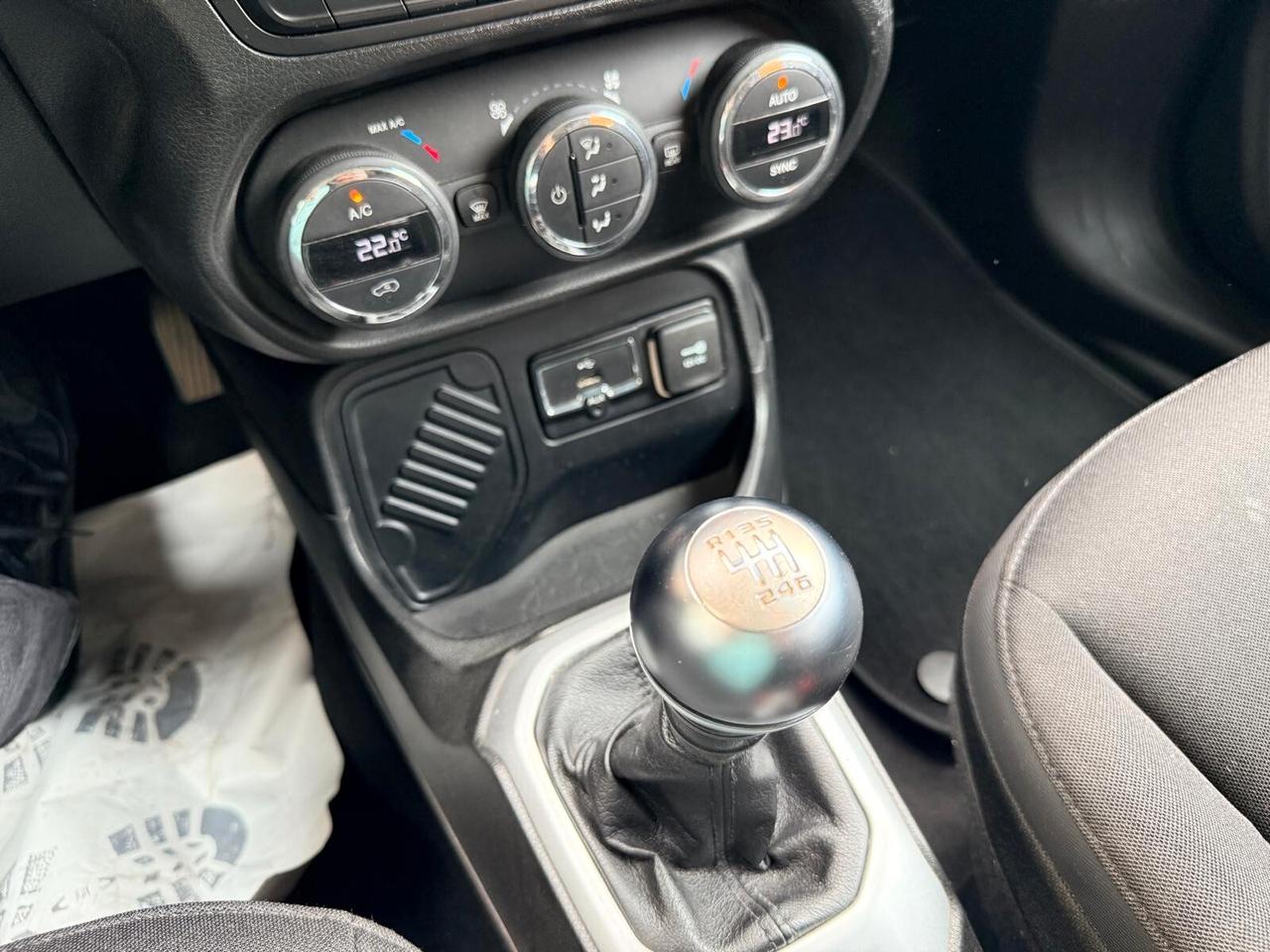 Jeep Renegade 1.6 Mjt 120 CV Limited ***GANCIO DI TRAINO***