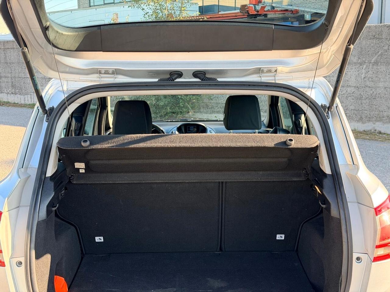 Ford B-Max 1.5 TDCi 75 CV Business Titanium