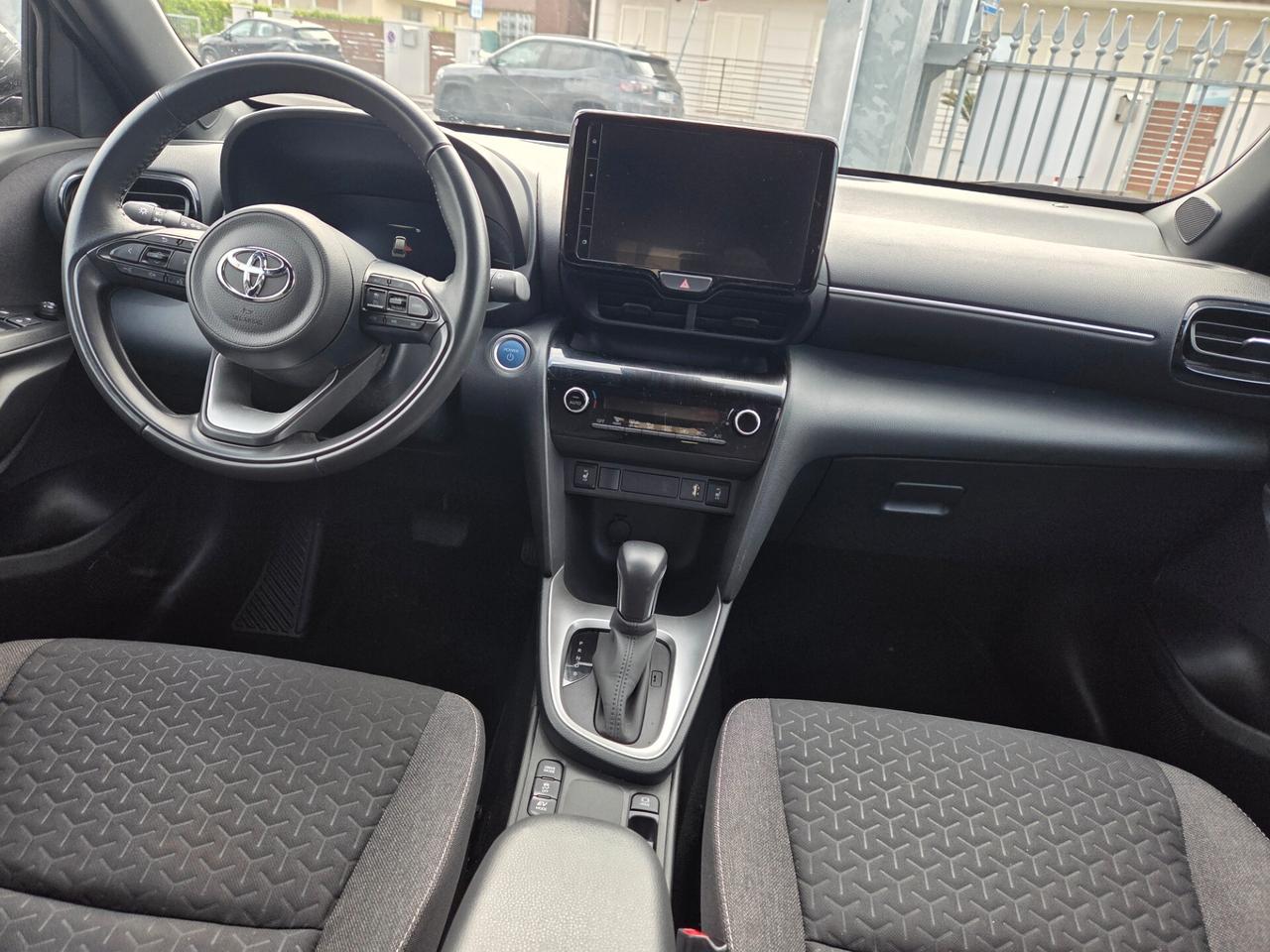 Toyota Yaris Cross 1.5 Hybrid 5p. E-CVT AWD-i Trend