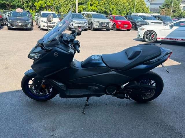 Yamaha TMAX 560 xp560 Akrapovich+scarico originale. Solo 800km