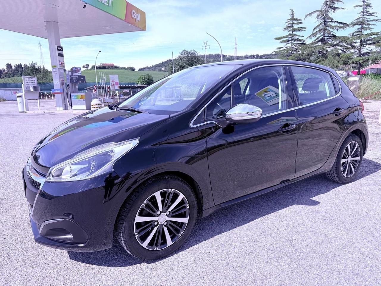 Peugeot 208 PureTech 82 5p. GPL Ok neopatentati