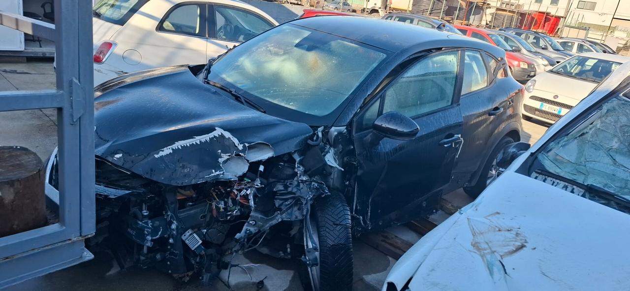 2020 Renault Captur Blue dCi 115 CV Intens