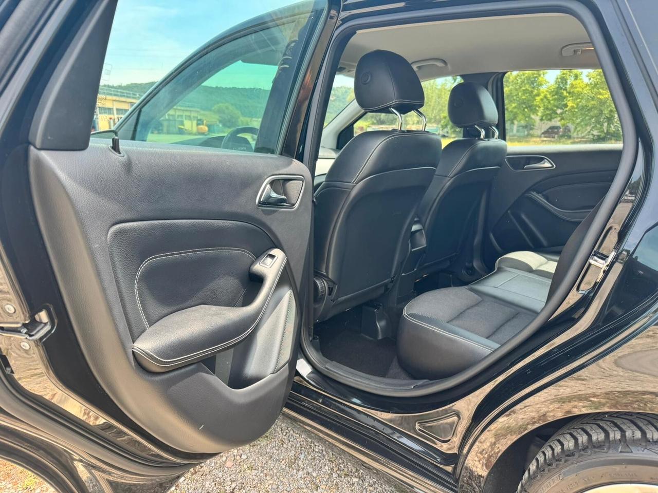 Mercedes-benz B 200 d Automatic Premium