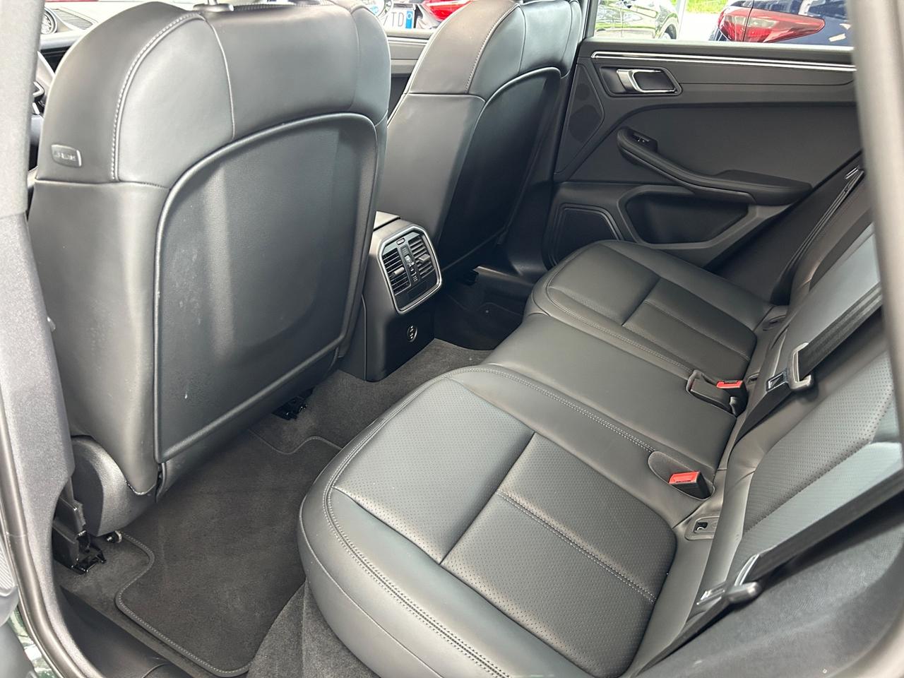 Porsche Macan 2.0 Auto