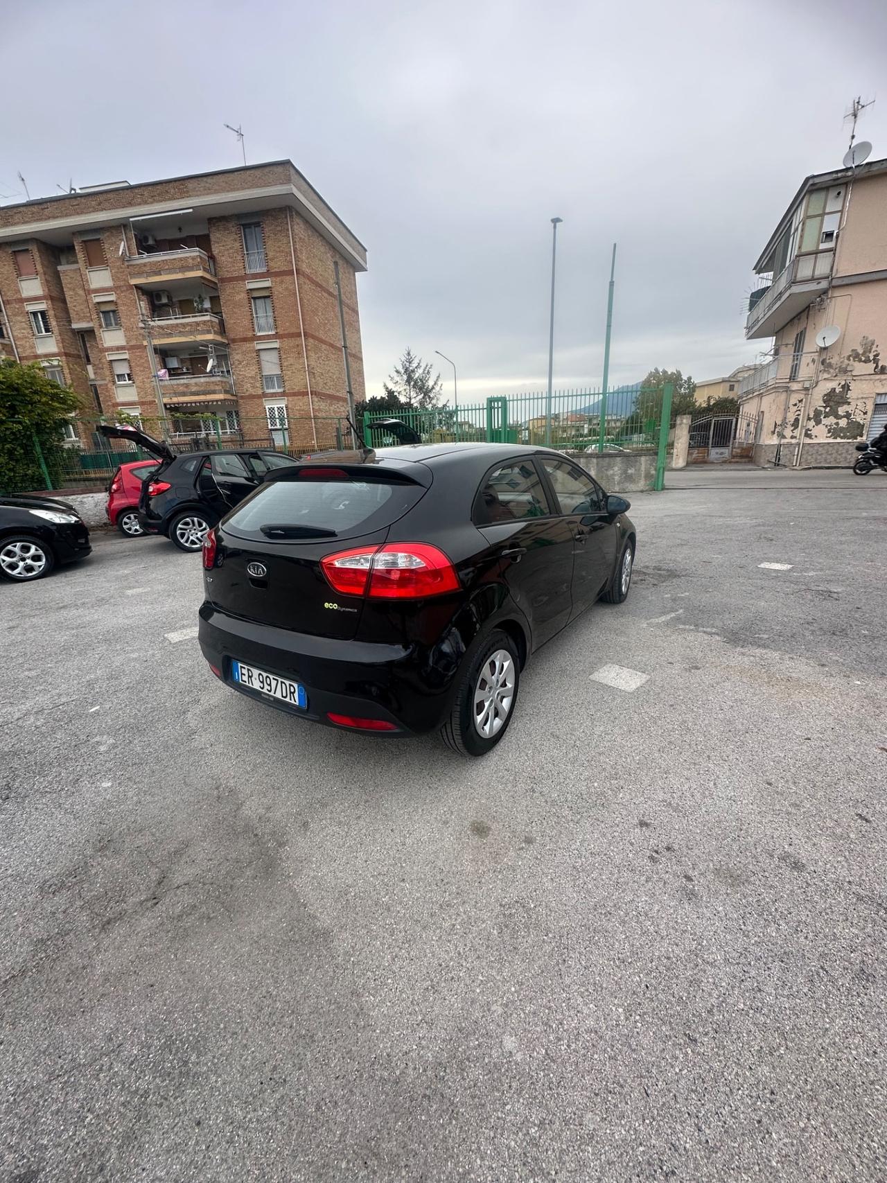 Kia Rio 1.1 CRDi 5p. Cool