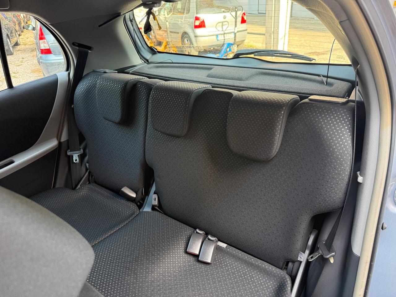 Toyota Yaris 1.0 5 porte Sol OK NEOPATENTATI
