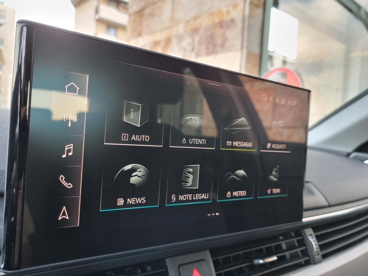 Audi A4 V Avant 30 2.0 tdi mhev 136cv s-tronic