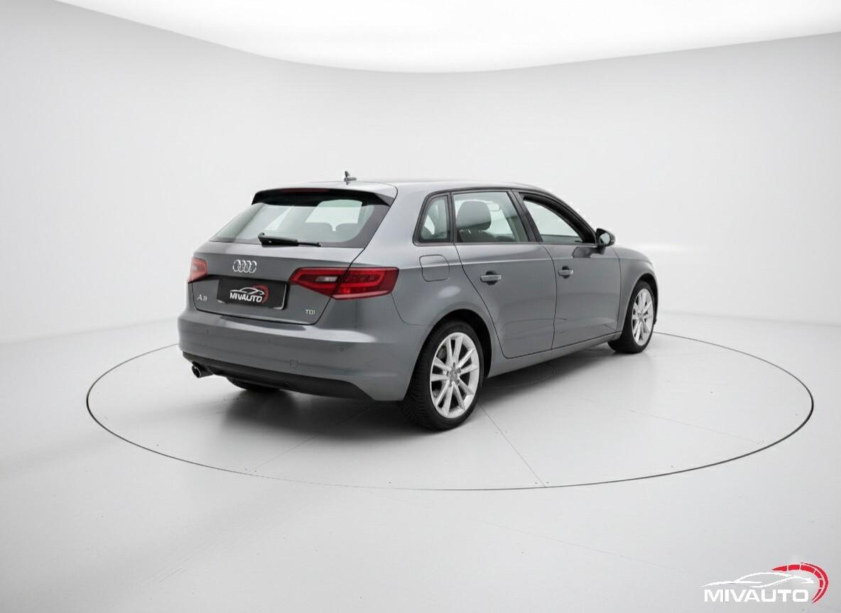 Audi A3 Sportback 1.6 TDI 110cv ADMIRED S-TRONIC E6