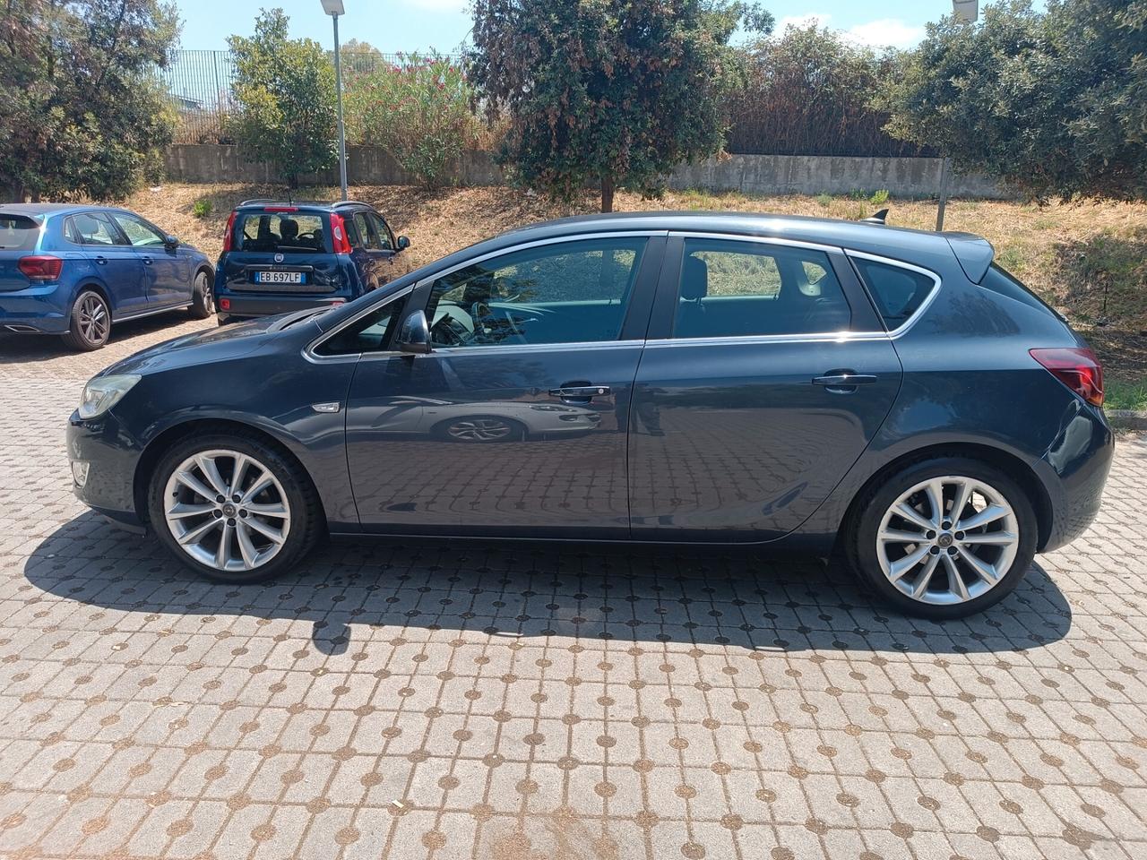 Opel Astra 1.6 115CV 5 porte SOLO 70.000 KM